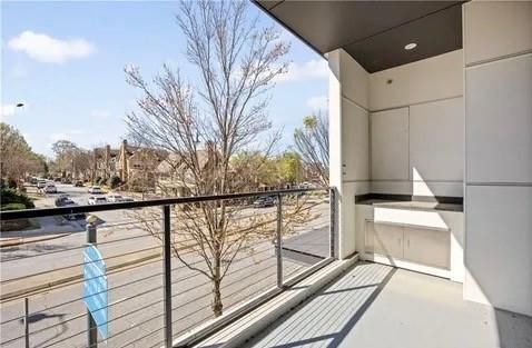 Building Photo - 223 16th St NW