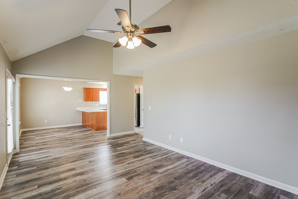 Building Photo - 1057 Tom Hailey Blvd