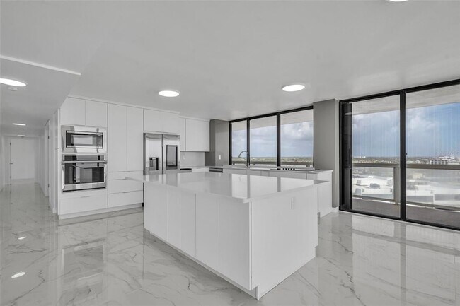 Building Photo - 3000 N Atlantic Ave