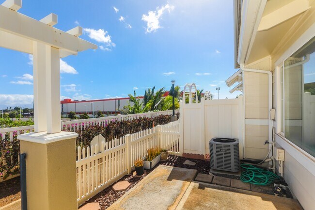 Building Photo - 91-1031 Kaimalie St. #4C3 - TJackson | 91-...