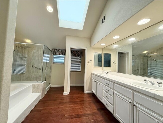 Primary Photo - 31 Wakonda