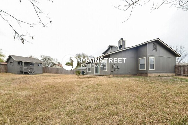 Building Photo - 3 Bedroom Pet-Friendly Home in San Antonio, TX with Main Street Renewal