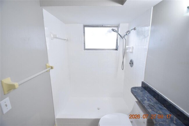 Building Photo - 3221 Topp Dr