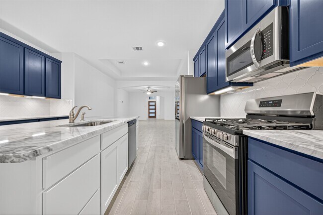 Building Photo - 27228 Mockingbird Ter Ln