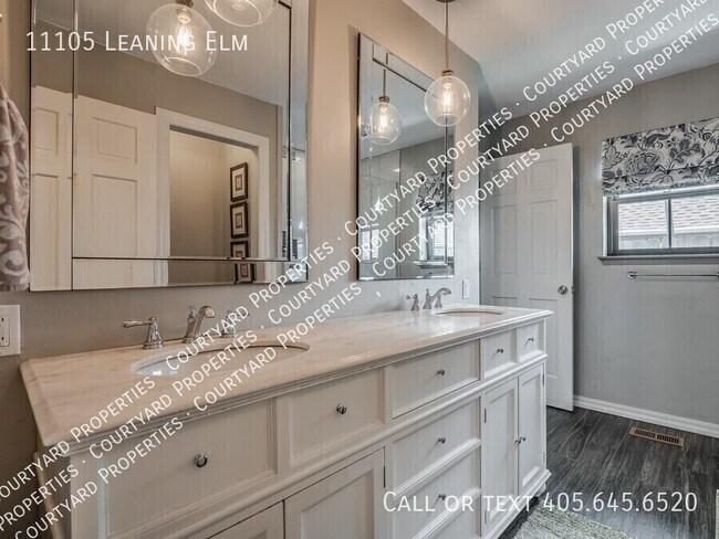 Building Photo - 11105 Leaning Elm Rd