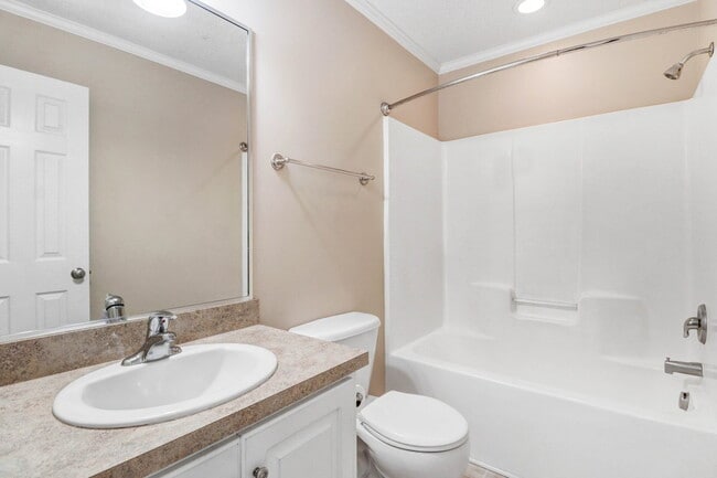 Building Photo - *DETACHED GARAGE/WORKSHOP!* Gorgeous home on HUGE acre lot in Princeton