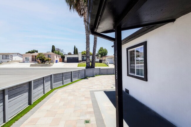 Building Photo - 6168 Cumberland St