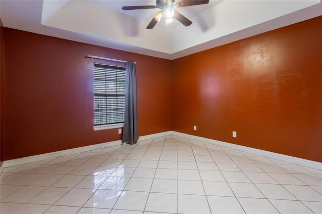 Building Photo - 3482 Chablis Dr