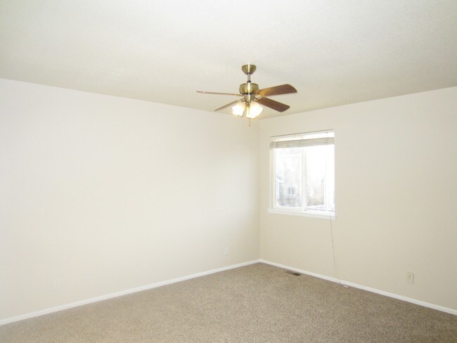 Building Photo - 10761 Cook Ct