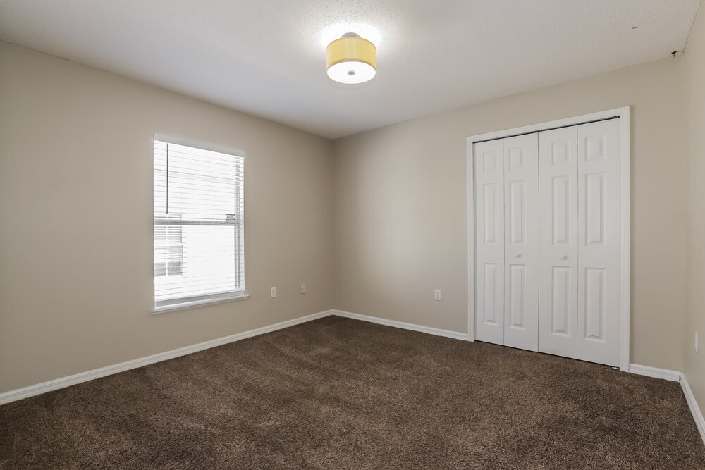 Building Photo - 1037 Brenton Leaf Dr