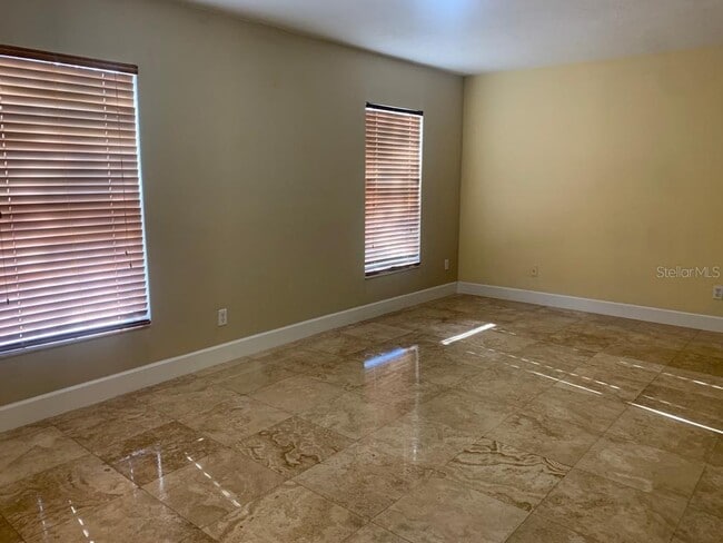 Building Photo - 1351 Glenwick Dr