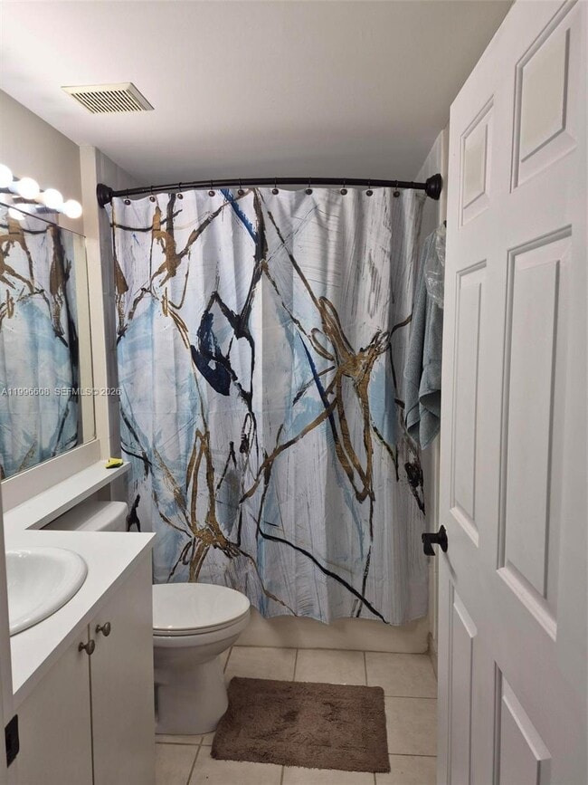 Building Photo - 8050 N Nob Hill Rd