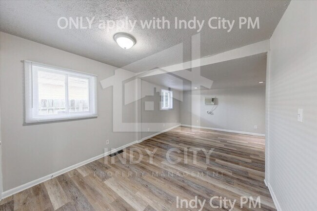 Building Photo - 3916 W 30th St