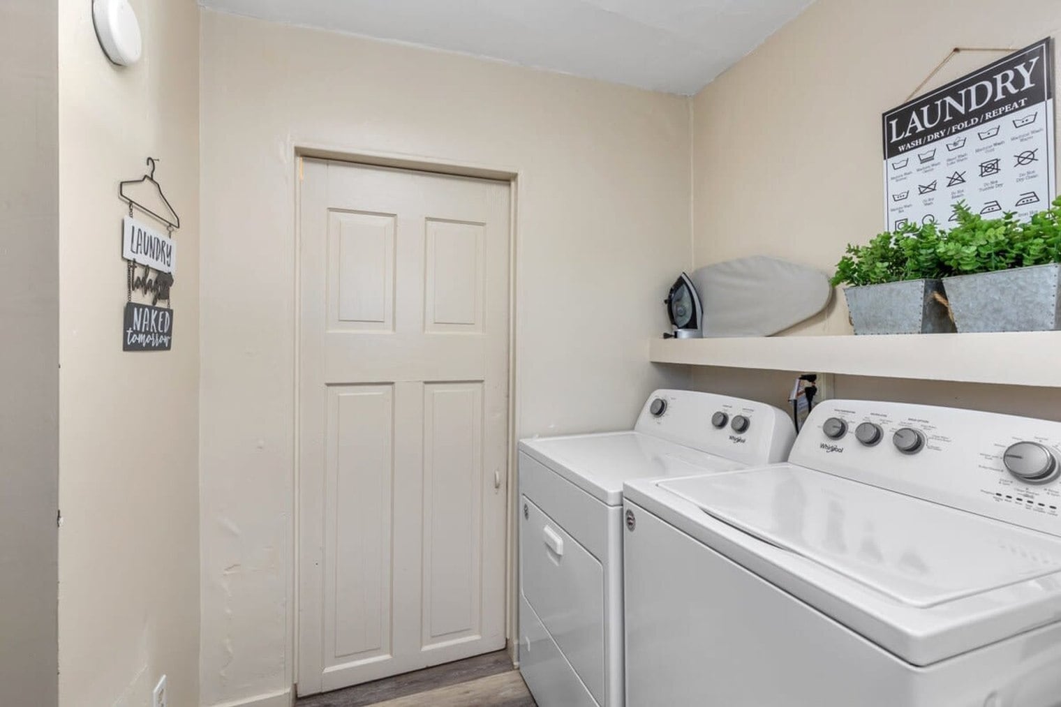 Building Photo - 15 Straight Ave SW