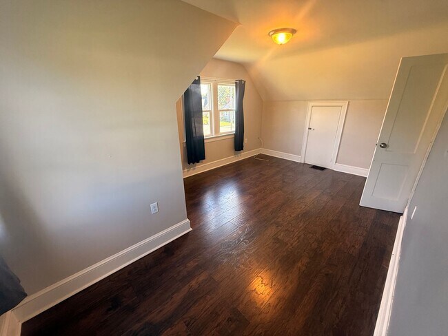 Building Photo - Christiansburg, 3 BR / 1.5 BA, Available for rent