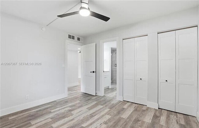 Building Photo - 1085 Forest Lakes Dr