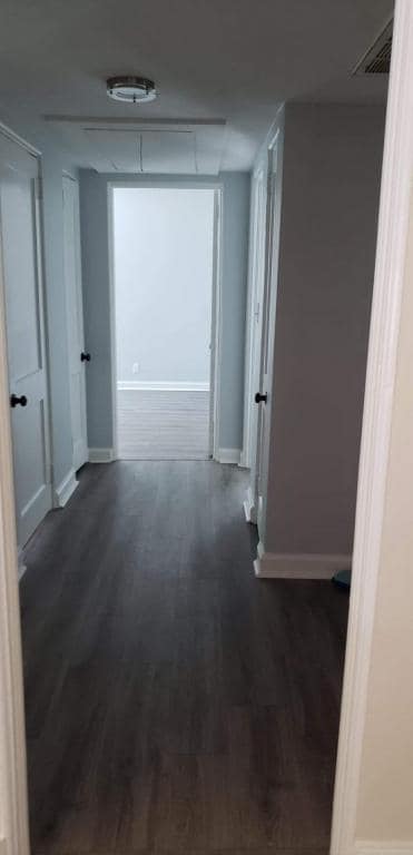 Building Photo - 50 Bishop Ln N