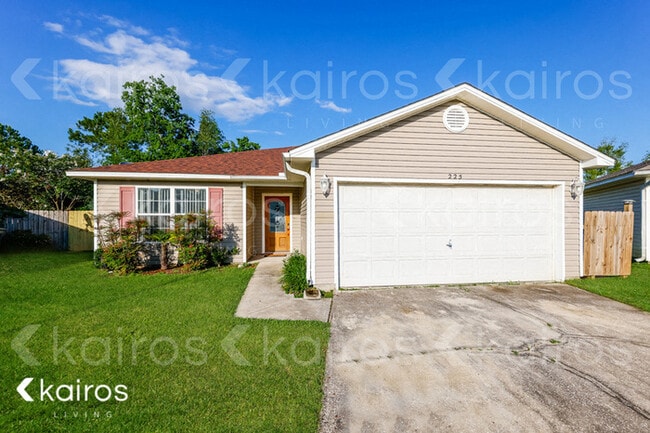 Building Photo - 225 Leebeck Cir
