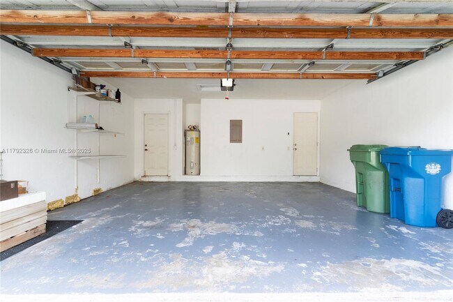 Building Photo - 719 Stanton Dr