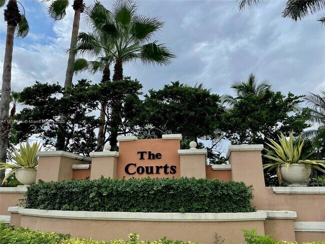 Building Photo - 6560 NW 114th Ave