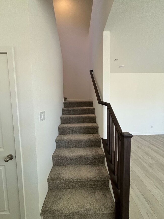 Building Photo - Modern 2-Story in Inspirada 4 Bed 3 Bath, Loft, Downstairs Bed & Open Floorplan