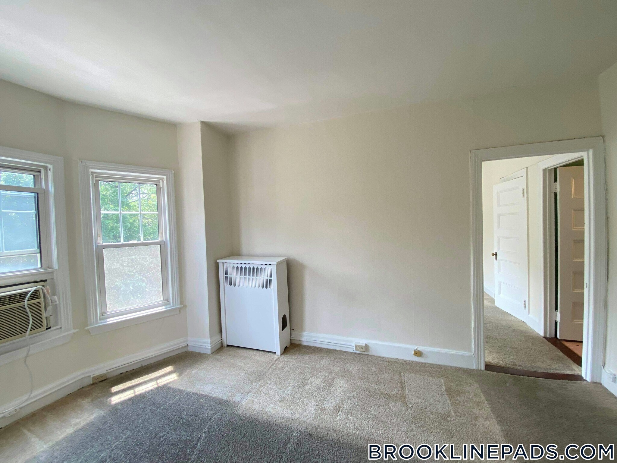 Building Photo - 1223 Beacon St