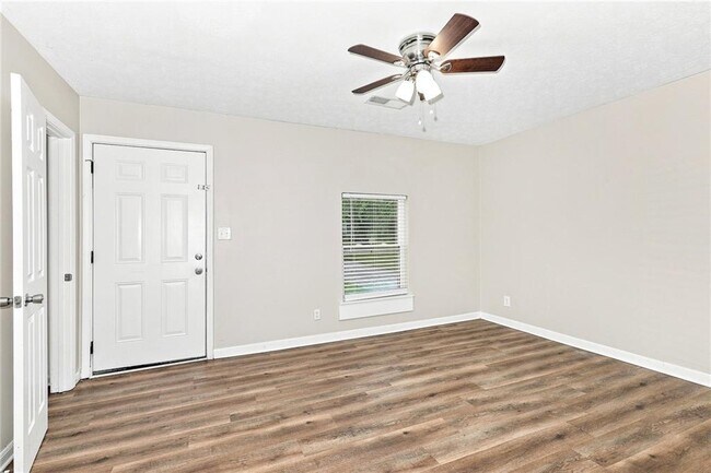 Building Photo - 8788 E Bourne Dr