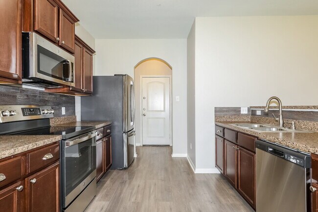 Building Photo - 28009 Irving Dr