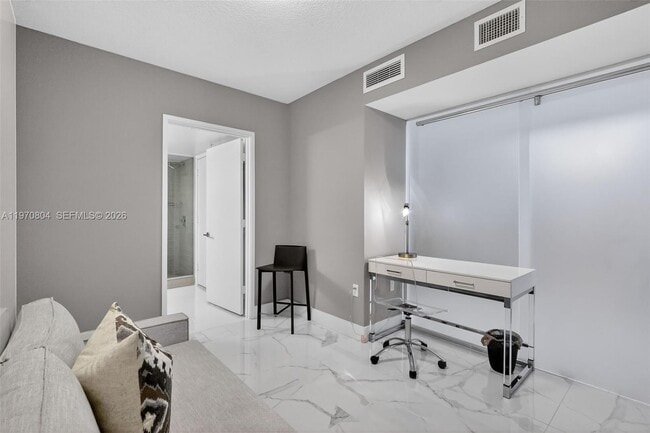 Building Photo - 300 Sunny Isles Blvd