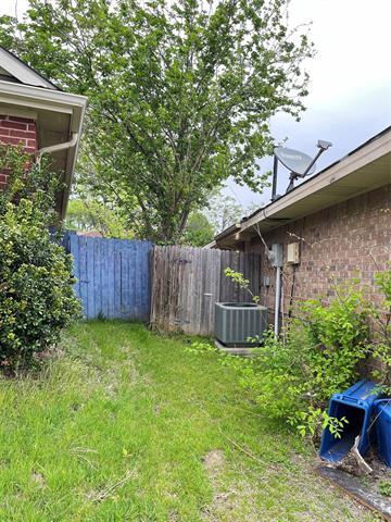 Building Photo - 1704 Vista Verde Cir