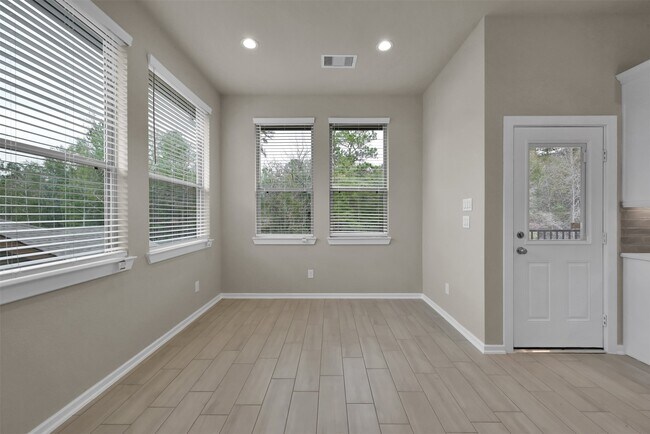 Building Photo - 543 Longleaf Pine Dr