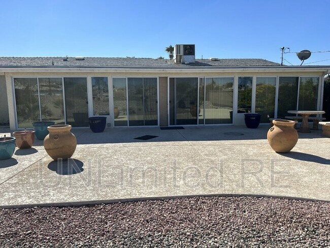 Building Photo - 2805 Cisco Dr N