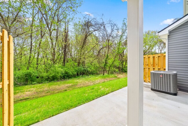Building Photo - New Construction! GARBAGE/LAWN INCLUDED! N...