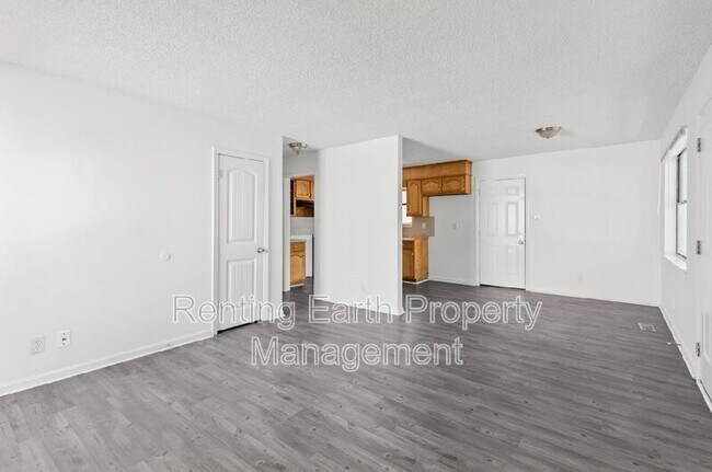 Building Photo - 1917 49th St Ensley