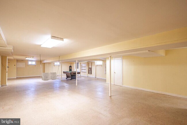Building Photo - 1003 Darby Dr