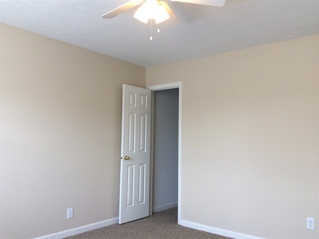 Building Photo - 12728 Bent Oak Ct