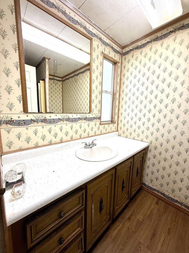 Building Photo - 90 White Tail Ln