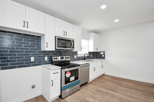 Building Photo - 2812 Truxillo St