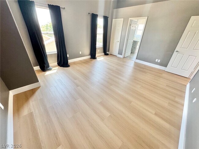 Building Photo - 216 Chiquis Ct