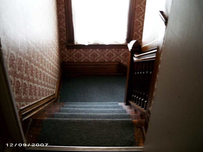 Building Photo - 810 22nd St