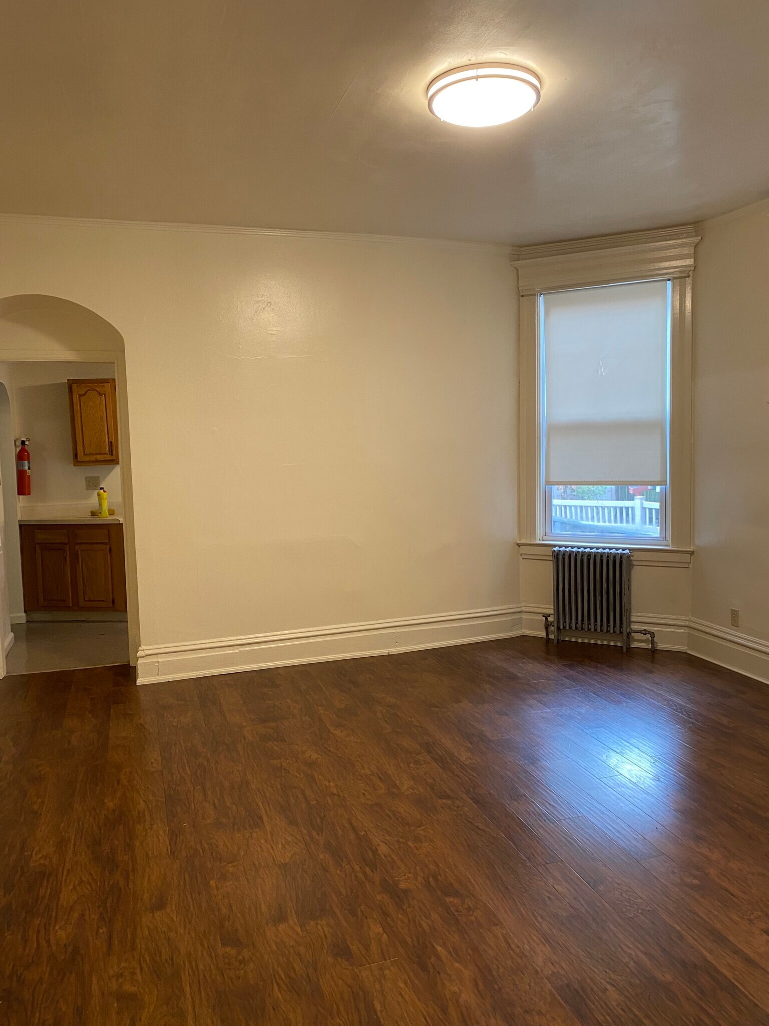 Building Photo - 127 Seminary Ave