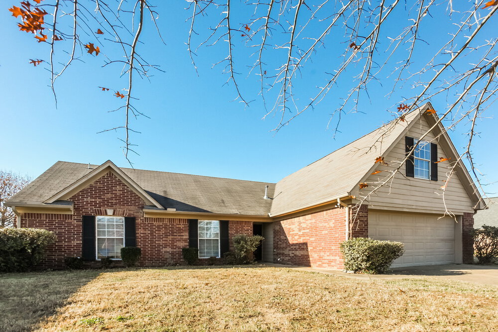 Building Photo - 6325 Sandbourne E