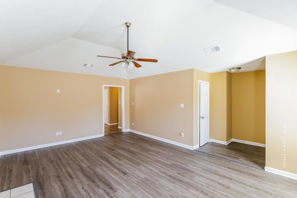 Building Photo - 104 Stonehaven Dr