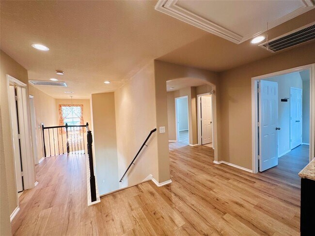 Building Photo - 26914 Harmony Shores Dr