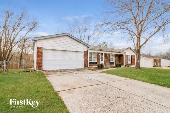 Building Photo - 6208 Silver Fox Dr