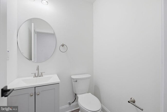 Building Photo - 2404 North Capitol St NW