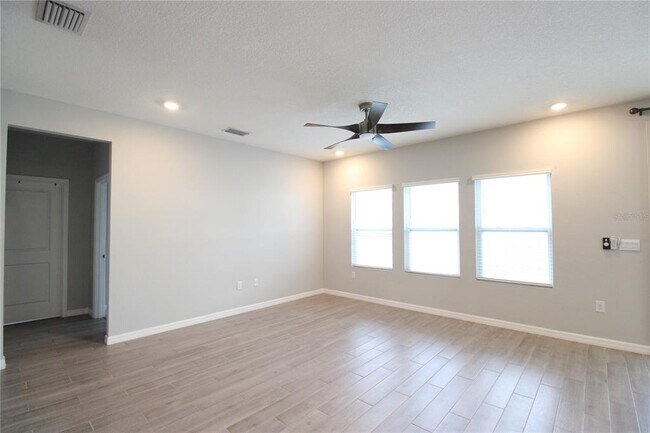 Building Photo - 1462 NW 136th St