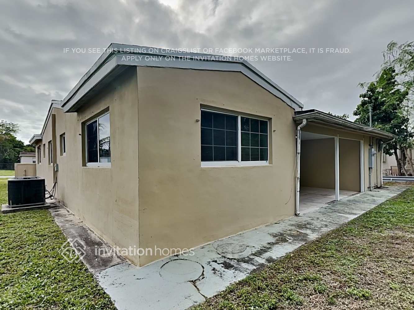 Building Photo - 7041 SW 27th St