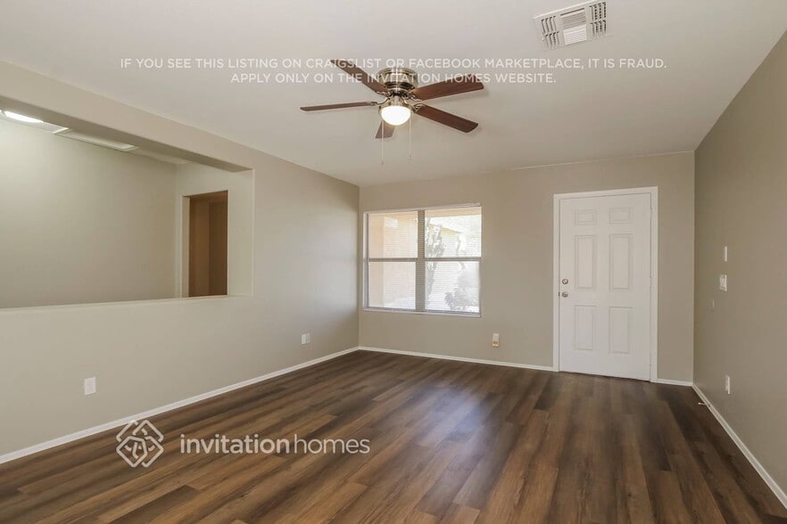 Building Photo - 11765 W Dahlia Dr