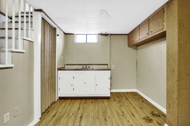 Building Photo - Coming Soon Charming Single-Family Home in...